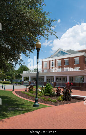 La Convention Centre à New Bern est un lieu idéal de rencontre, organiser des événements et de divertir. Ville historique au bord de l'eau. Banque D'Images