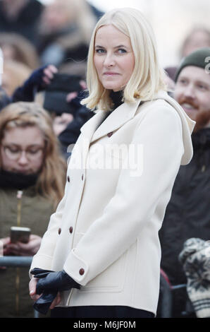 Le duc et la duchesse de Cambridge visiter la princesse Ingrid Alexandra Parc de Sculpture dans le parc du Palais Royal. En vedette : La Princesse Mette Marit- Où : Oslo, Norvège Quand : 01 Feb 2018 Credit : WENN.com Banque D'Images