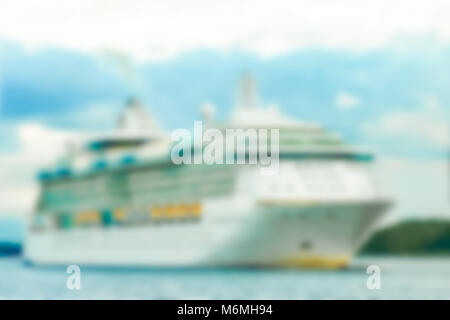 Bateau de croisière - bokeh Lentille souple de droit. Arrière-plan flou artistique Banque D'Images