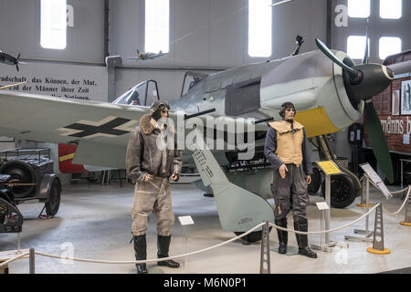 Focke Wulf FW190A-8 Luftfahrtmuseum Hannover. assemblés à partir de divers appareils il représente un avion de 6/JG1 Banque D'Images
