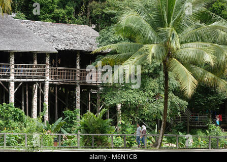 Tallhouse Orang Ulu, Village Culturel de Sarawak, Malaisie, Boreneo Banque D'Images