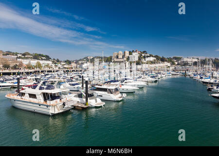 TORQUAY, Royaume-Uni - 7 mai 2016 - L'été au port et marina de Torquay Devon England UK une destination touristique populaire Banque D'Images