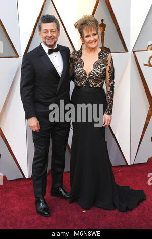 Hollywood, Etats-Unis. 08Th Mar, 2018. Andy Serkis et sa femme Lorraine Ashbourne participant à la 90th Annual Academy Awards au Hollywood & Highland Center le 4 mars 2018 à Hollywood, Californie. Credit : Geisler-Fotopress/Alamy Live News Banque D'Images