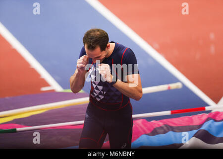 Birmingham, UK. 4 mars, 2018. Renaud Lavillenie (FRANCE) célèbre après le saut à la perche pendant les championnats du monde en salle de Birmingham, England Crédit : Ben Booth/Alamy Live News Banque D'Images