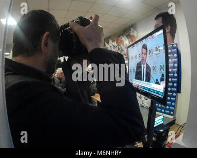 5 janvier 2013 - Milan, Italy-March 5,2018 : les journalistes dans la siège de la Ligue du Nord, parti politique après les élections primaires italiennes à Milan (crédit Image : © Stefano Guidi via Zuma sur le fil) Banque D'Images