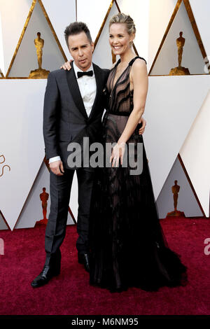 Sam Rockwell et Leslie Bibb participant à la 90th Annual Academy Awards au Hollywood & Highland Center le 4 mars 2018 à Hollywood, Californie. Dans le monde d'utilisation | Banque D'Images