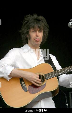 The Waterboys - Mike Scott, festival de Glastonbury, Somerset, Angleterre - 29 juin 2003. Banque D'Images