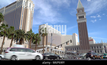Las Vegas, USA - Circa 2017 : Venetian resort hotel casino l'établissement low angle view journée photo extérieur extérieur Banque D'Images