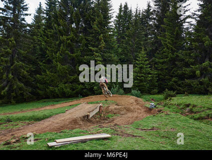 Parc de vélo de montagne à Morzine France Banque D'Images