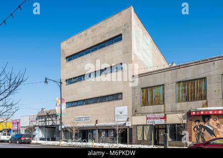 Local commercial dans la zone de Six Corners le Portage Park Banque D'Images