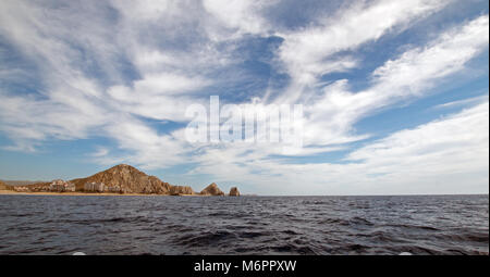 Fin des terres, vu de l'océan Pacifique à Cabo San Lucas en Basse Californie Mexique BCS Banque D'Images