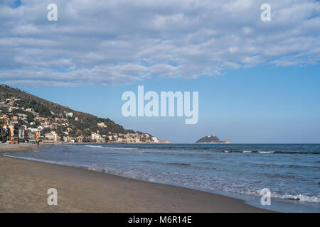 Alassio. Célèbre destination touristique en Ligurie (Italie) Banque D'Images