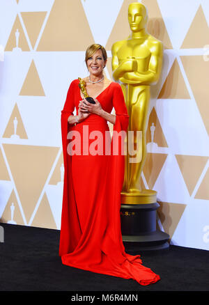 Allison Janney, lauréat du prix du second rôle féminin pour ?I, Tonya ? Pose dans la salle de presse au cours de la 90th Annual Academy Awards au Hollywood & Highland Center le 4 mars 2018 à Hollywood, Californie. Banque D'Images