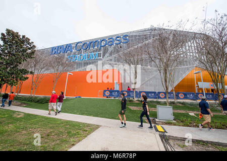 Houston, TX, USA. 3e Mar, 2018. Une vue extérieure du stade BBVA Compass avant un match de soccer MLS entre le Dynamo de Houston et Atlanta United FC à Houston, TX. Trask Smith/CSM/Alamy Live News Banque D'Images