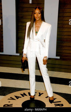 Naomi Campbell assistant à la 2018 Vanity Fair Oscar Party hosted by Radhika Jones à Wallis Annenberg Center for the Performing Arts le 4 mars 2018 à Beverly Hills, Californie. Banque D'Images