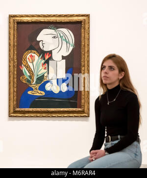 Londres, Royaume-Uni. 6 mars, 2018. 'Picasso 1932 - L'amour, la gloire, la tragédie' exhibition s'ouvre à la Tate Modern gallery. Mettant en vedette une année charnière dans la vie de l'artiste lorsqu'il a cimenté son héritage comme un artiste de premier plan à l'échelle mondiale, plus de 100 de ses œuvres sont exposées. Crédit : Guy Josse/Alamy Live News Banque D'Images