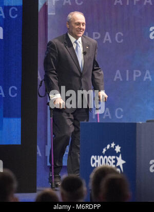 Washington, District de Columbia, Etats-Unis. Mar 6, 2018. Représentant des États-Unis Steve Scalise (républicain de Louisiane) arrive à parler à l'American Israel Public Affairs Committee (AIPAC) 2018 Conférence politique à la Convention de Washington Center à Washington, DC le mardi 6 mars 2018.Crédit : Ron Sachs/CNP Crédit : Ron Sachs/CNP/ZUMA/Alamy Fil Live News Banque D'Images