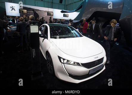 Genève, Suisse. Mar 6, 2018. Une nouvelle Peugeot 508 est visible sur la première journée de la presse du 88e Salon International de l'Automobile à Genève, Suisse, le 6 mars 2018. Le salon de l'automobile, qui attire plus de 180 exposants du monde entier, est ouvert au public du 8 au 18 mars 2018. Credit : Xu Jinquan/Xinhua/Alamy Live News Banque D'Images