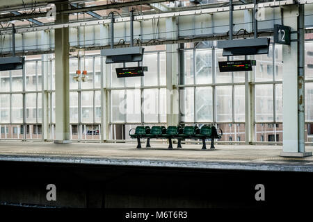 Japan Railways. C'est très pratique pour les visiteurs de voyager autour de Kawaguchi, le Japon. Banque D'Images