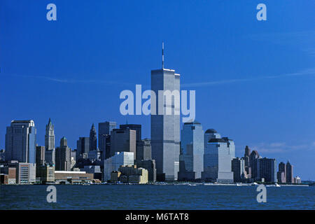 2000 HISTORICAL BROOKLYN PORT PIERS TWIN TOWERS (©MINORU YAMASAKI