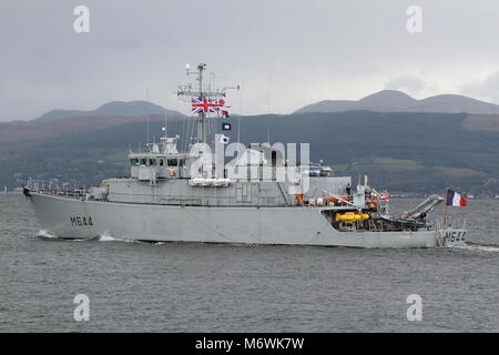 FS Pegase (M644), un Centaure-classe (tripartite) exploité par la destiné au chasseur de la marine française, passant Greenock au début de l'exercice Joint Warrior 17-2. Banque D'Images