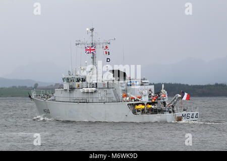 FS Pegase (M644), un Centaure-classe (tripartite) exploité par la destiné au chasseur de la marine française, passant Greenock au début de l'exercice Joint Warrior 17-2. Banque D'Images