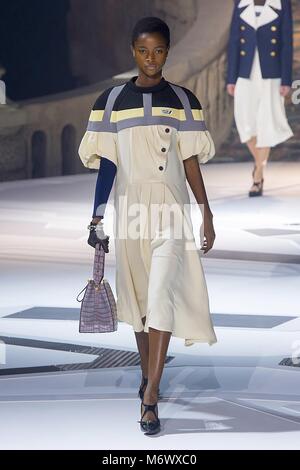 A model presents a creation by designers Paul Helbers and Marc Jacobs for Louis  Vuitton Men's Spring-Summer 2009 collection in Paris, France on June 26,  2008. Photo by Nebinger-Taamallah/ABACAPRESS.COM Stock Photo 