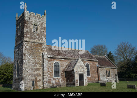 L'église paroissiale de St Mary, Almer, Dorset est un 12e siècle bâtiment classé grade 1. Banque D'Images