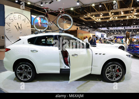 Dubaï, Émirats arabes unis - le 18 novembre : la Maserati Levante voiture est sur Dubai Motor Show 2017 le 18 novembre, 2017 Banque D'Images