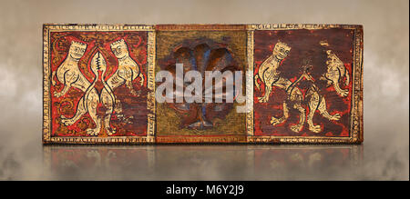 Panneaux décoratifs gothique faisceau peint avec les lions sculptés et une syalise arbre, Tempera sur bois. Musée national d'Art Catalan (MNAC), Barcelone, Espagne. Banque D'Images