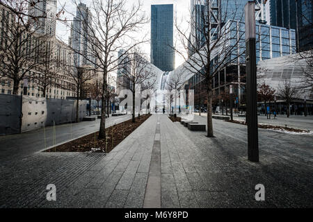 L'Oculus, le nom commun de la structure qui abrite les magasins Westfield au WTC. New York. Banque D'Images