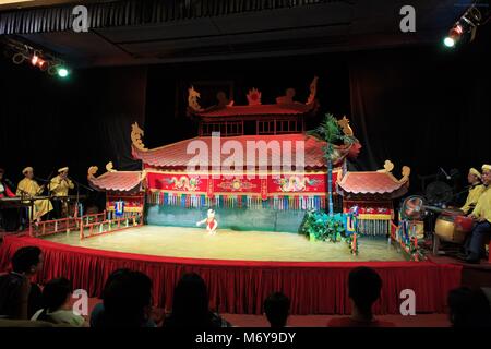 L'ensemble du théâtre de marionnettes vietnamien traditionnel Golden Dragon à Ho Chi Minh Ville, Vietnam Banque D'Images