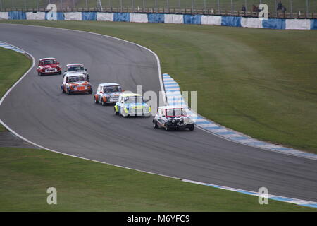 Mini Miglia course au circuit de Donington Park en juillet 2015 Banque D'Images