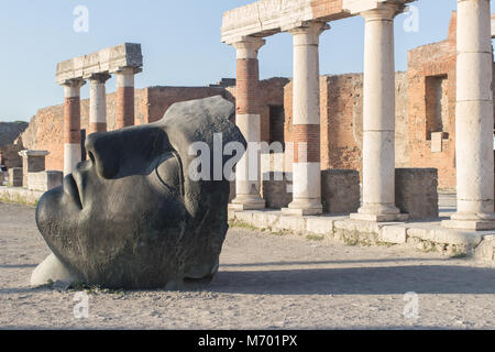 Statues du site archéologique de Pompéi en Italie Banque D'Images