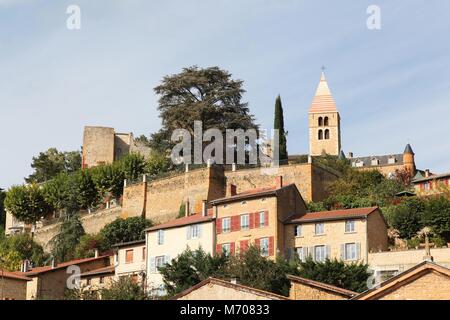 Vue du village Chatillon d'Azergues dans le Beaujolais, France Banque D'Images