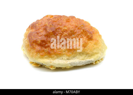 Pain au fromage traditionnel allemand isolé sur blanc rouleau arrière-plan. Banque D'Images