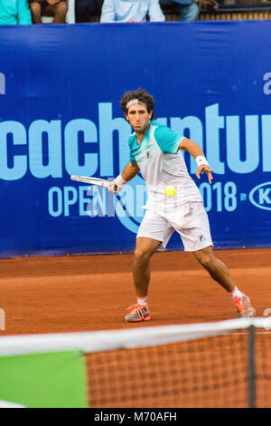 304 Rang ATP 2018-03-07. 24 ans, 168 Lbs. (5'10' de hauteur. Argentiinia, Buenos Aires. Cachantun Challenger, ronde de 32, 7-6 ; 3-6, et 6-4. Match gagné. Banque D'Images