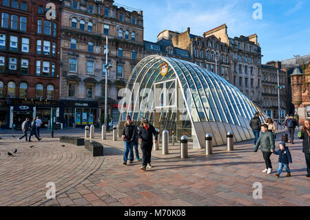 Entrée de la station de métro St Enoch à Glasgow, Royaume-Uni Banque D'Images