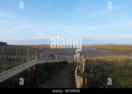 La plage à l'Holkham National Nature Reserve et plage sur la côte de Norfolk entre Burnham Overy Staithe et Blakeney, et est géré par des Banque D'Images