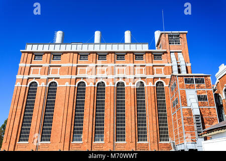 Le Musée de l'électricité est un bel exemple d'architecture industrielle portugaise de fer recouverte de briques en stlyles artistique de l'Art Nouveau à Banque D'Images