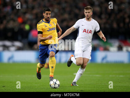 Sami Khedira (à gauche) de Juventus et Eric Dier de Tottenham Hotspur en action pendant le tour de 16 de la Ligue des champions de l'UEFA, deuxième match de la jambe au stade Wembley, Londres.APPUYEZ SUR ASSOCIATION photo.Date de la photo: Mercredi 7 mars 2018.Voir PA Story football Tottenham.Le crédit photo devrait se lire comme suit : Nick Potts/PA Wire Banque D'Images