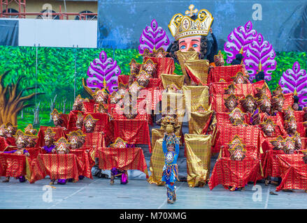 Les participants au festival Sinulog à Cebu aux Philippines Banque D'Images