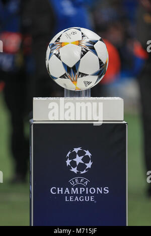 Manchester, UK. 7 mars 2018 la Ligue des Champions , série de 16 leg 2, Manchester City contre FC Bâle ; le match ball Banque D'Images