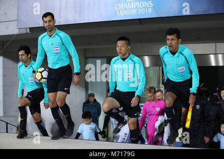 Todoroki Stadium Kawasaki, Kanagawa, Japon. 7 mars, 2018. Arbitre, 7 mars 2018 - Football/soccer : AFC Champions League 2018 Groupe F match entre Kawasaki Frontale 2-2 Melbourne Victory FC au stade Todoroki Kawasaki, Kanagawa, Japon. Credit : Yohei Osada/AFLO SPORT/Alamy Live News Banque D'Images