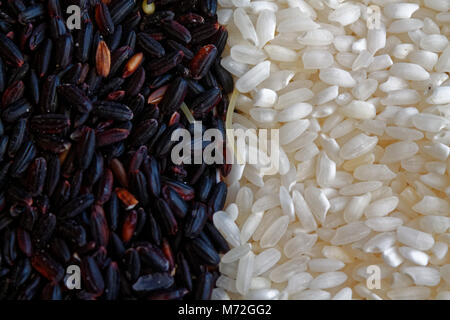 La texture du riz noir grossier le concept d'une alimentation saine et ...