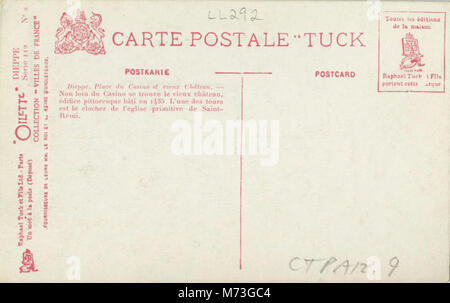 Cette image représente la place du Casino et le Vieux Château de Dieppe, France. La photo montre probablement la beauté pittoresque et l'architecture historique de ces lieux, situés dans la ville côtière de Dieppe. Banque D'Images