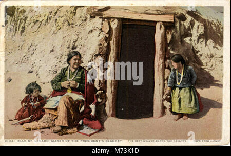 Elle de Ganado, fabricant de la couverture du Président, le meilleur weaver parmi les Navajos (NEN 4595) Banque D'Images