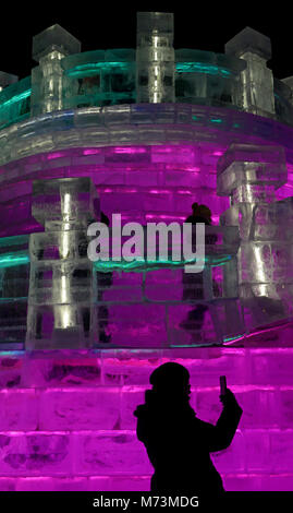 Les bâtiments de glace à la 2018 International Harbin Ice and Snow Sculpture Festival Banque D'Images