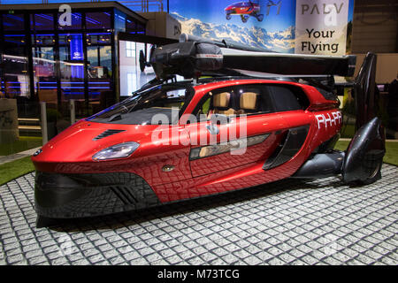 Geneve, Suisse. 6 mars, 2018. Pal-V Liberté voiture volante rend publiques les débuts au 88e Genève International Motor Show. Credit : JLBvdWOLF/Alamy Live News Banque D'Images