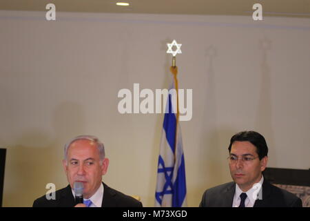 Nations Unies, New York, USA. 8 mars, 2018. Benjamin Netanyahu, le Premier Ministre d'Israël, a parlé à l'ONU, l'ouverture d'exposition sur Jérusalem. Credit : Matthew Russell Lee/Alamy Live News Banque D'Images